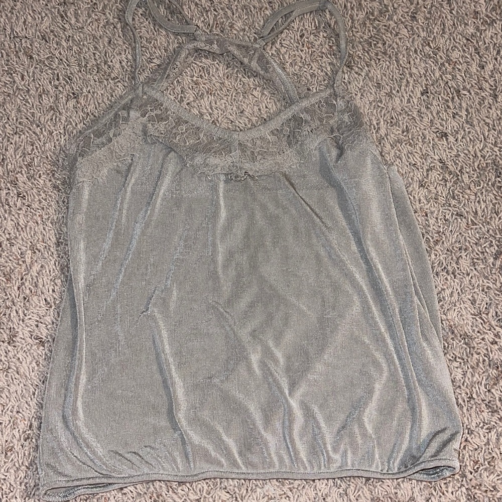 Buckle light gray tank top size x-small